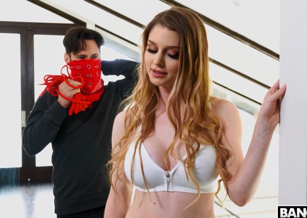 หนังโป๊ฝรั่ง มาคุยงานกับลูกเจ้านายเห็นเซ็กซีแบบนี้แอบตามไปข่มขืนถึงบ้าน